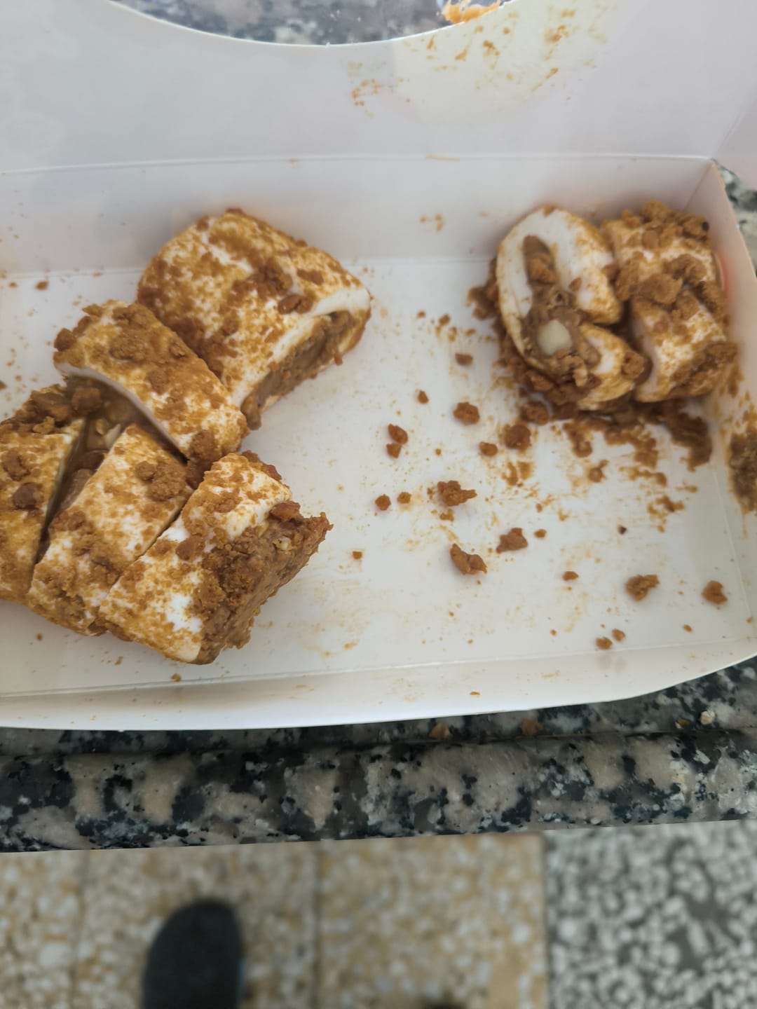 Customer photo review of Lotuslu Bademli Lokum