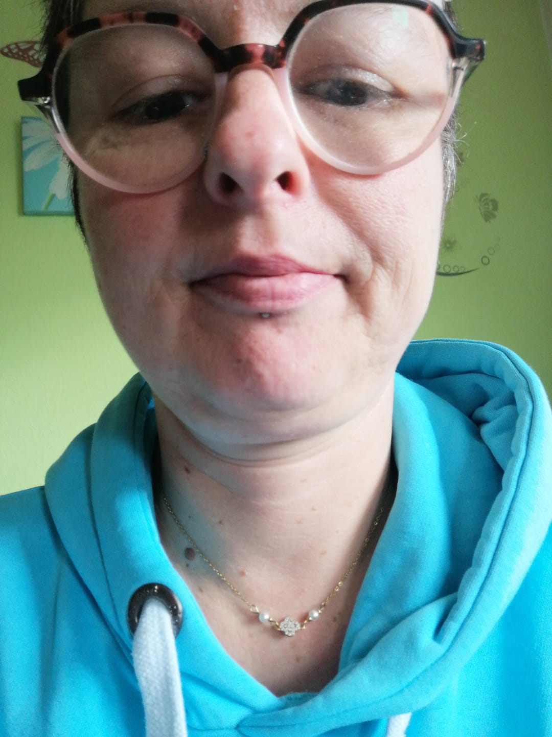 Customer photo review of Melsol Lucky Flower Pearl Kette 14K vergoldet
