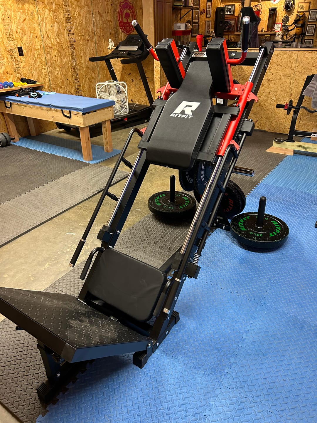 Customer photo review of RitFit BLP01 45 Degree 3-In-1 Leg Press Hack Squat and Calf Raise Machine