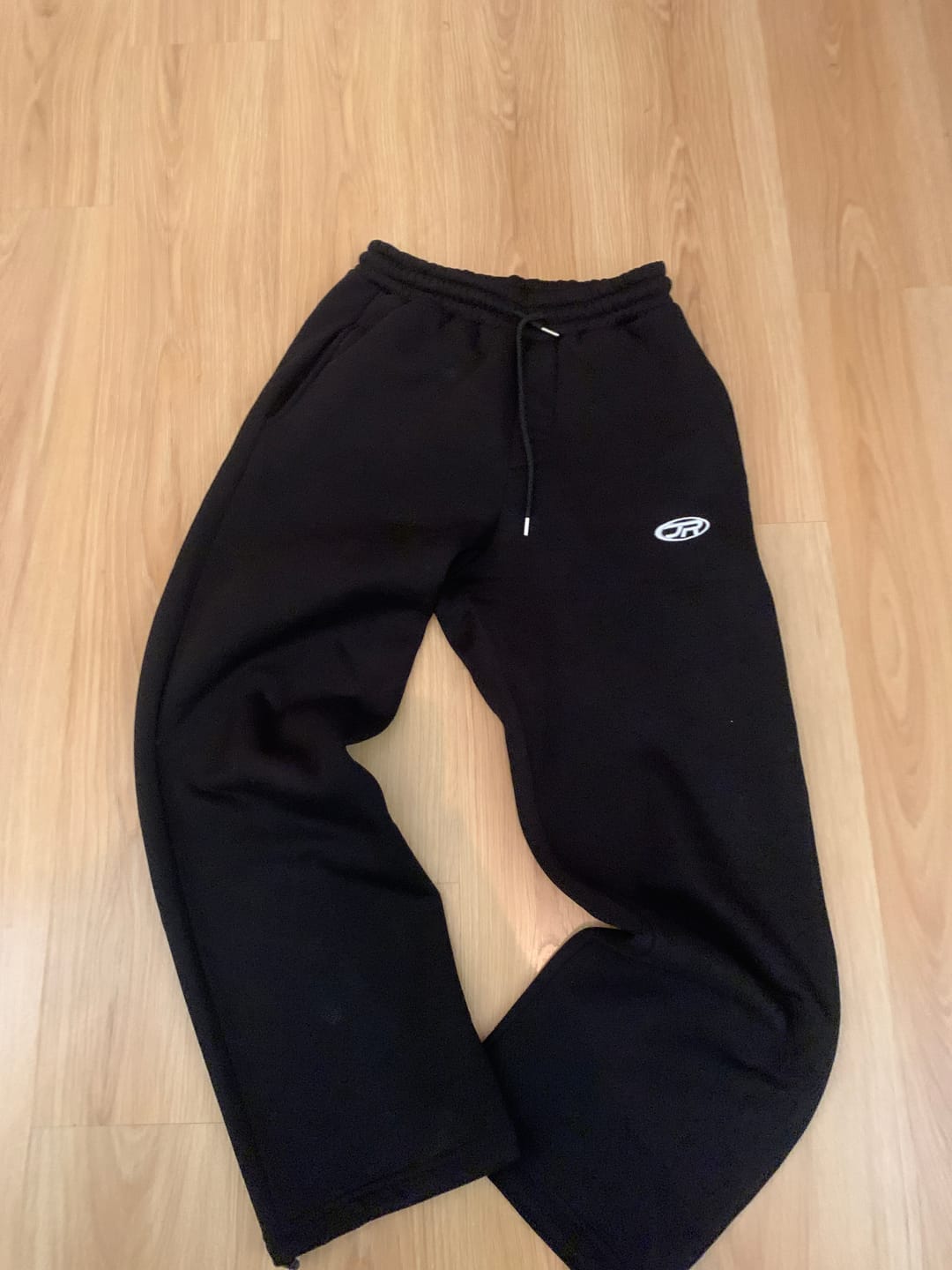 Customer photo review of JR Logo Siyah Baggy Eşofman Altı