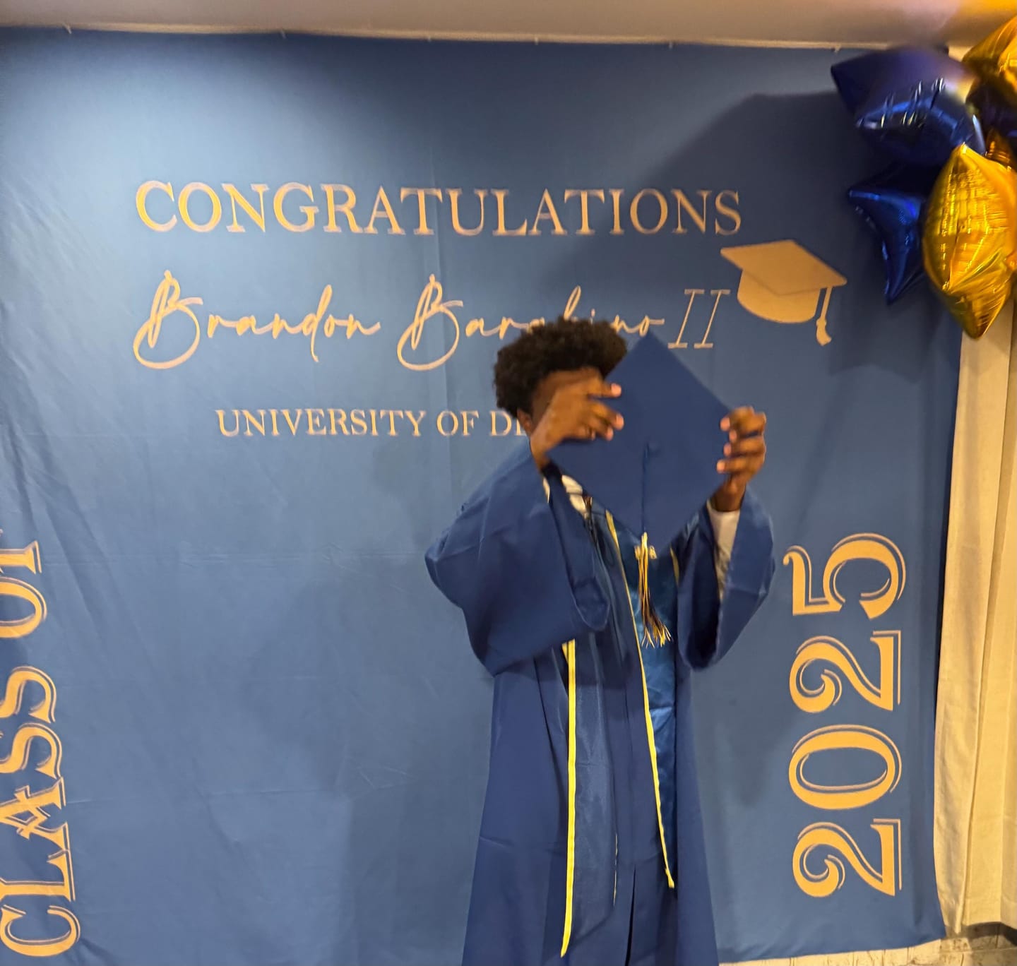 Customer photo review of Royal Blue Gold Graduation Decor Class of 2025 Backdrop Grad Party Banner Personalized PhotoBooth High School College Senior Graduation