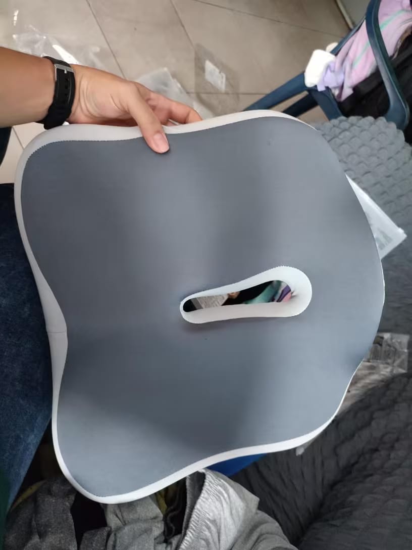 Customer photo review of Coussin Confort Absolu- le coussin ergonomique.