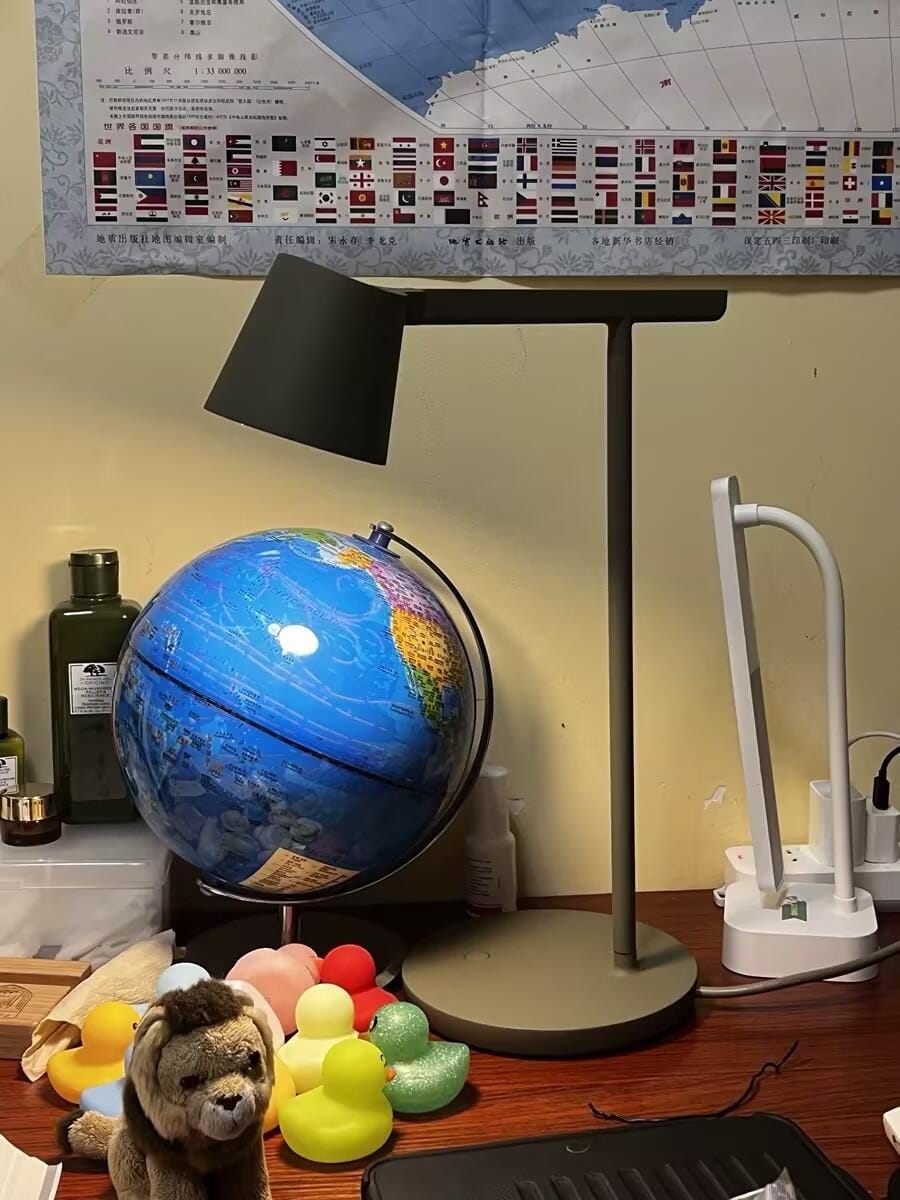 Customer photo review of Modern Table Lamp, Aluminium, Slanted Shade, Switchable Colour LED