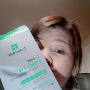 Customer photo review of Zero-Fit Korean Pimple Patch Duo
