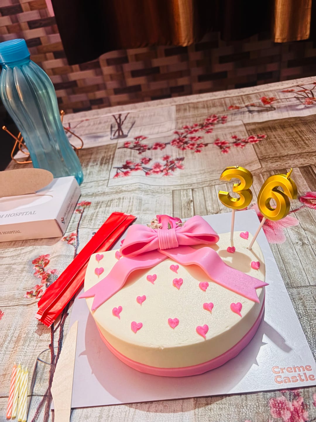 Customer photo review of Bow-Kissed Cake Bouquet