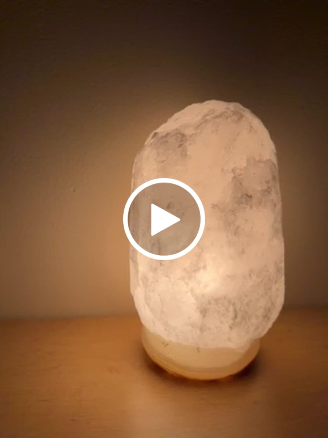 Customer video review of Natural White Salt Lamp (12-15 lb) (5.5-7 KG) (10-11") w/ Onyx Base