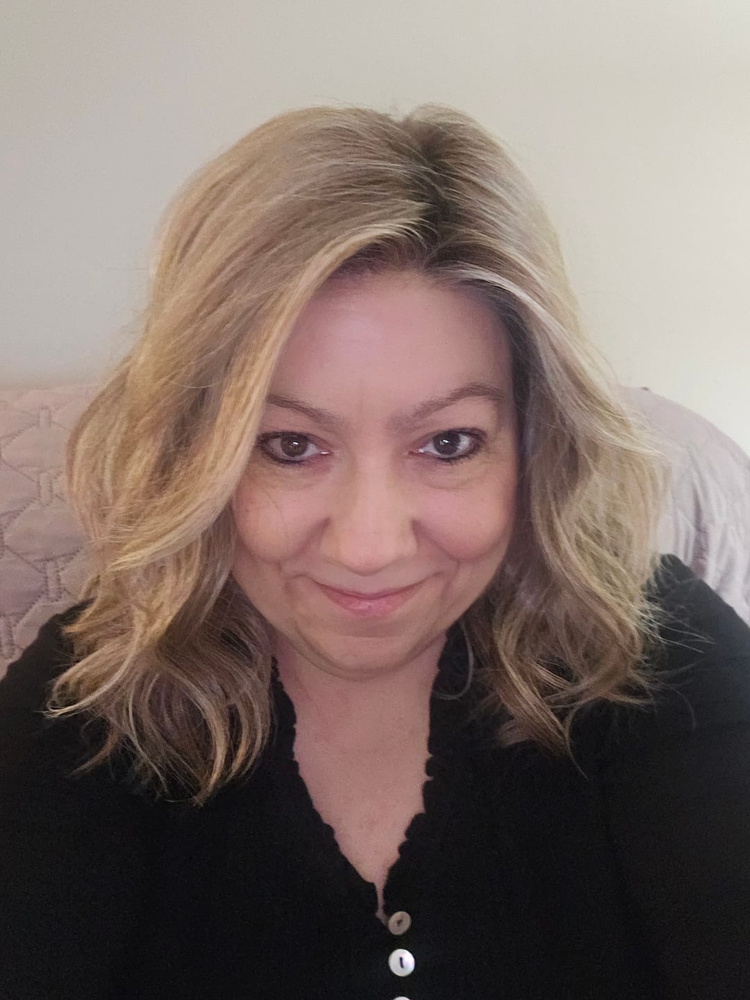 Customer photo review of CAPTURE THIS - Legacy Blonde