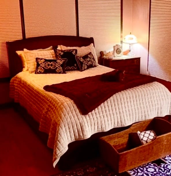 Customer photo review of Hugs Cabernet Blanket