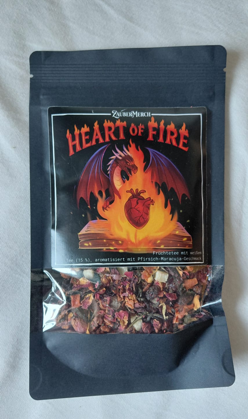 Customer photo review of Heart of Fire – Drachen Tee Pfirsich-Maracuja | Limitierter Booklover Tee