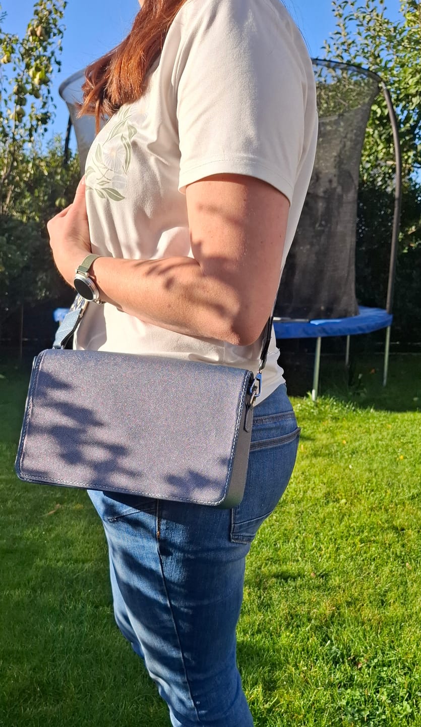 Customer photo review of DIY-Box: The Unlimited Crossbody