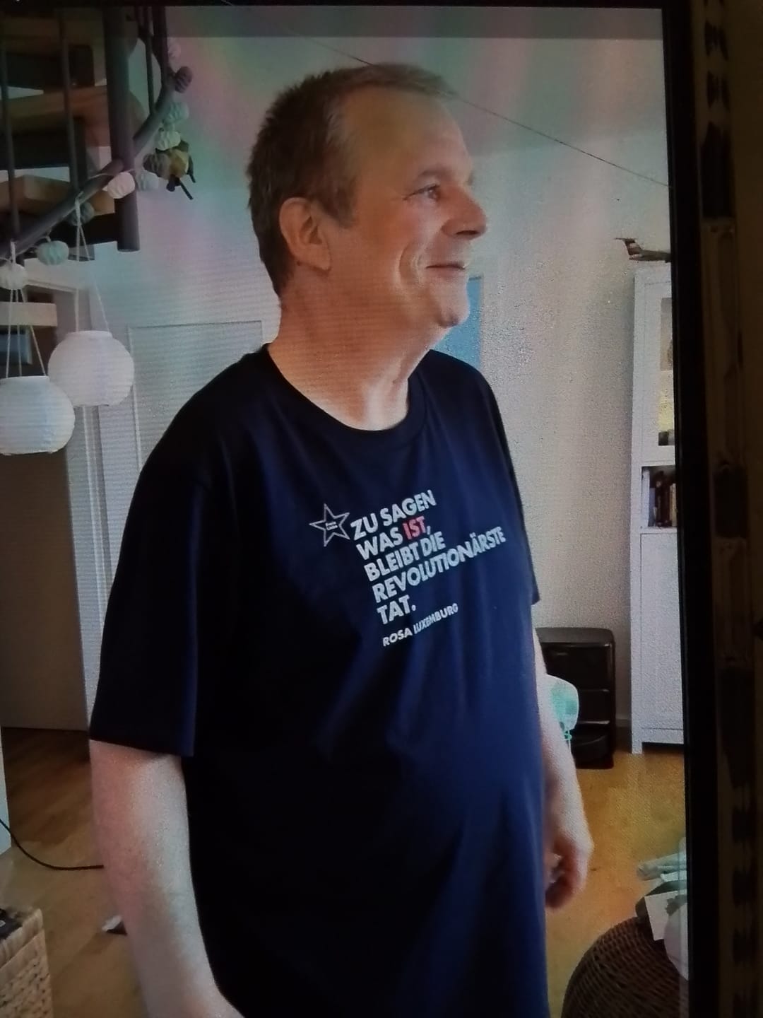Customer photo review of FREIE LINKE ORGANIC SHIRT BUBEN • LUXEMBURG: SAGEN WAS IST
