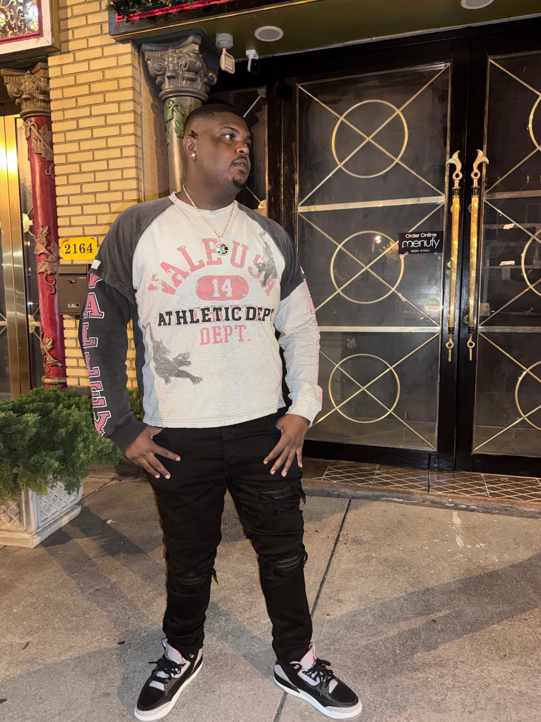 Customer photo review of Vale Forever Varsity L/S Grey