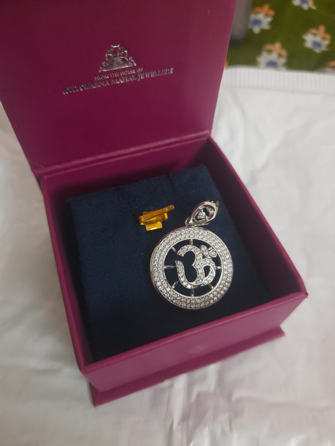 Customer photo review of Sacred Om Mandala Shimmering Silver Chain