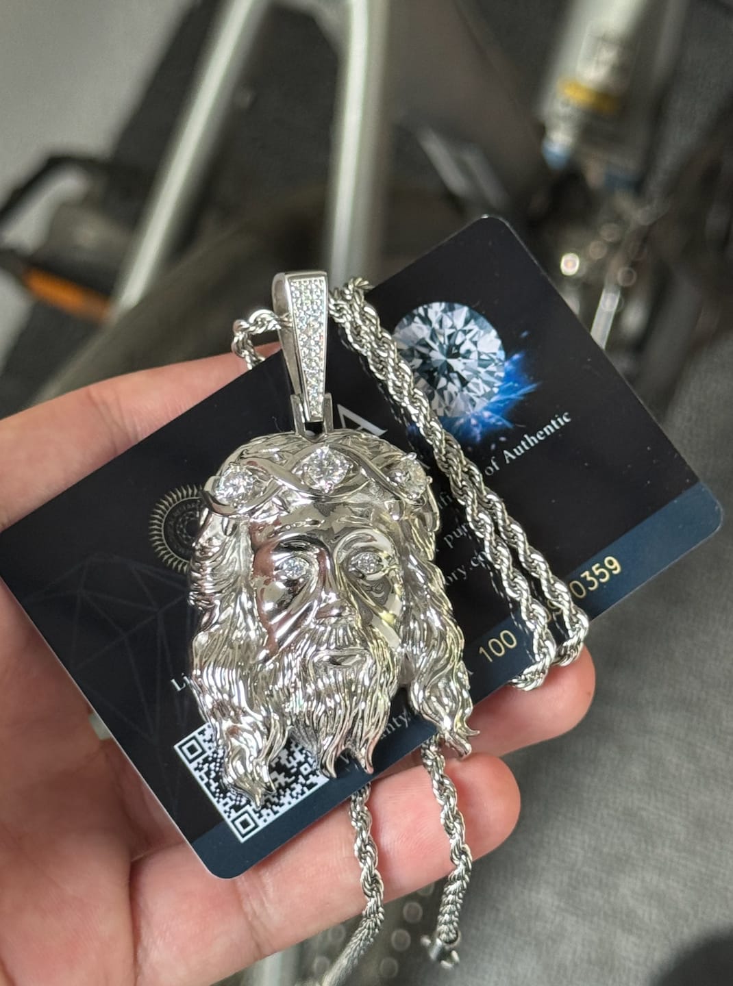 Customer photo review of Religious VVS Moissanite Jesus Pendant