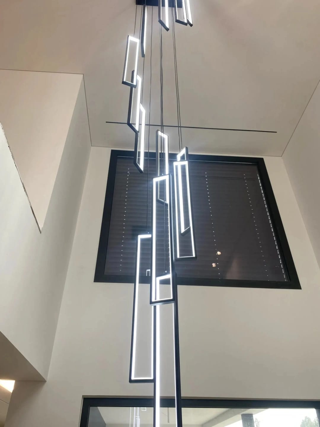Customer photo review of Black Acrylic Chandelier for Stairwell, Integrated LED, 150–200 cm