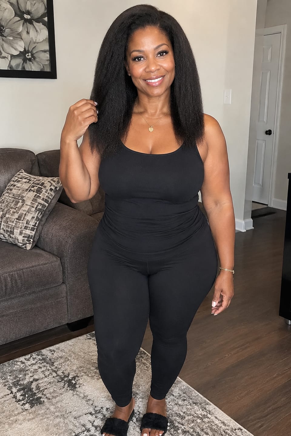 Customer photo review of 4C Edges | Luvwin 180% Density Deep Side Parted Undetectable Lace Glueless Kinky Straight Bob Wig