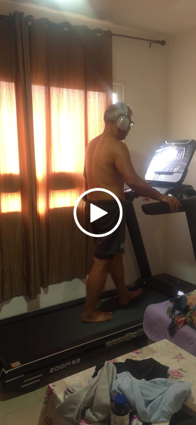 Customer video review of הליכון מתקפל Zoom52