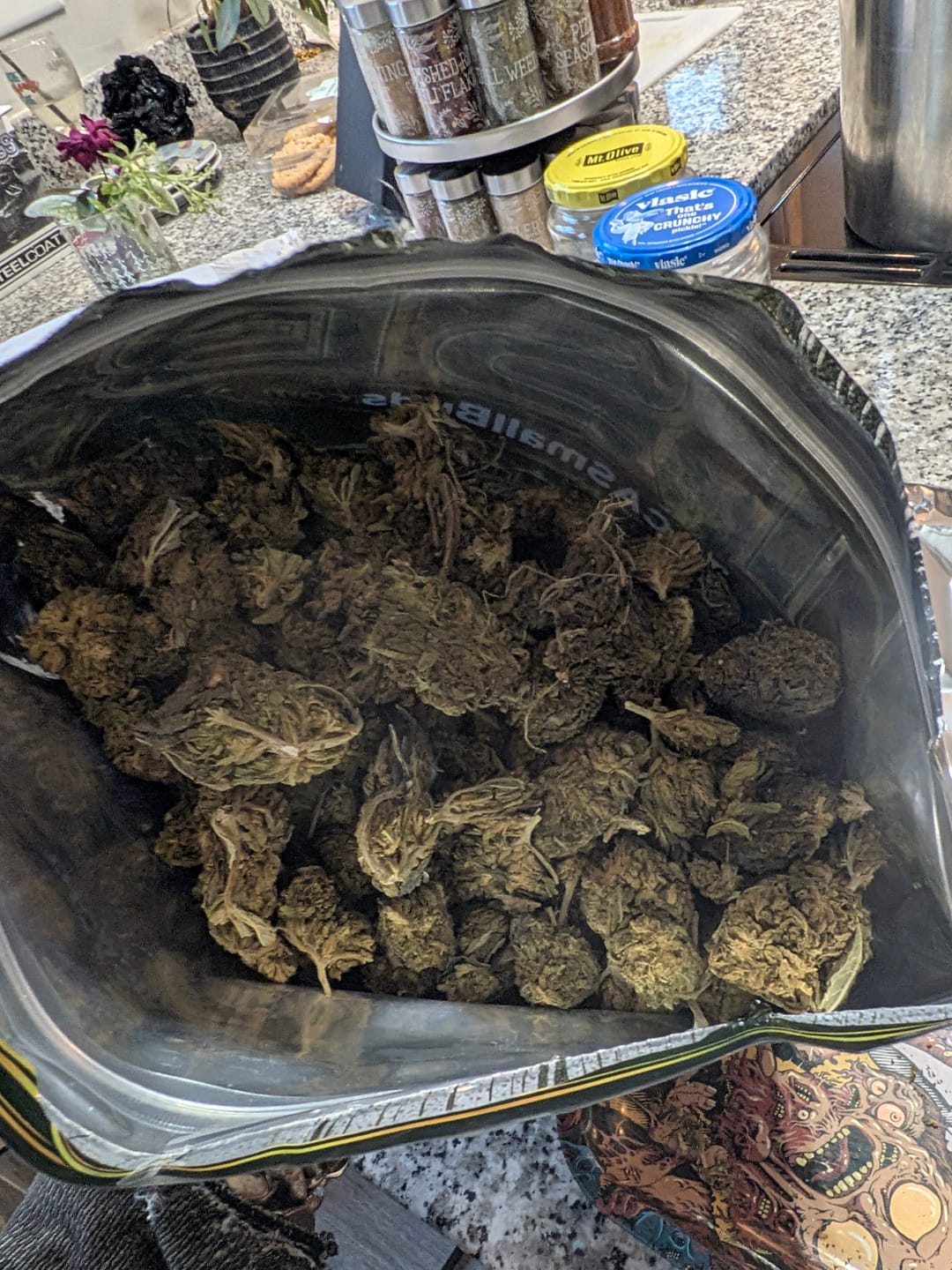 Customer photo review of Bulk THCA Flower Pounds