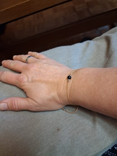 Customer photo review of Obsidian Armband - Naturband