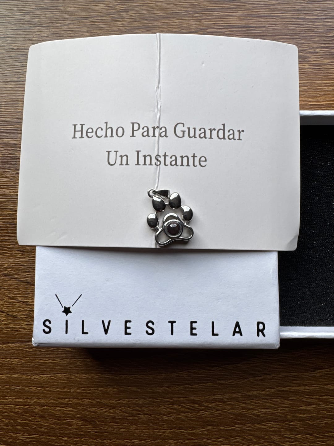 Customer photo review of Collar Huella Encantadora