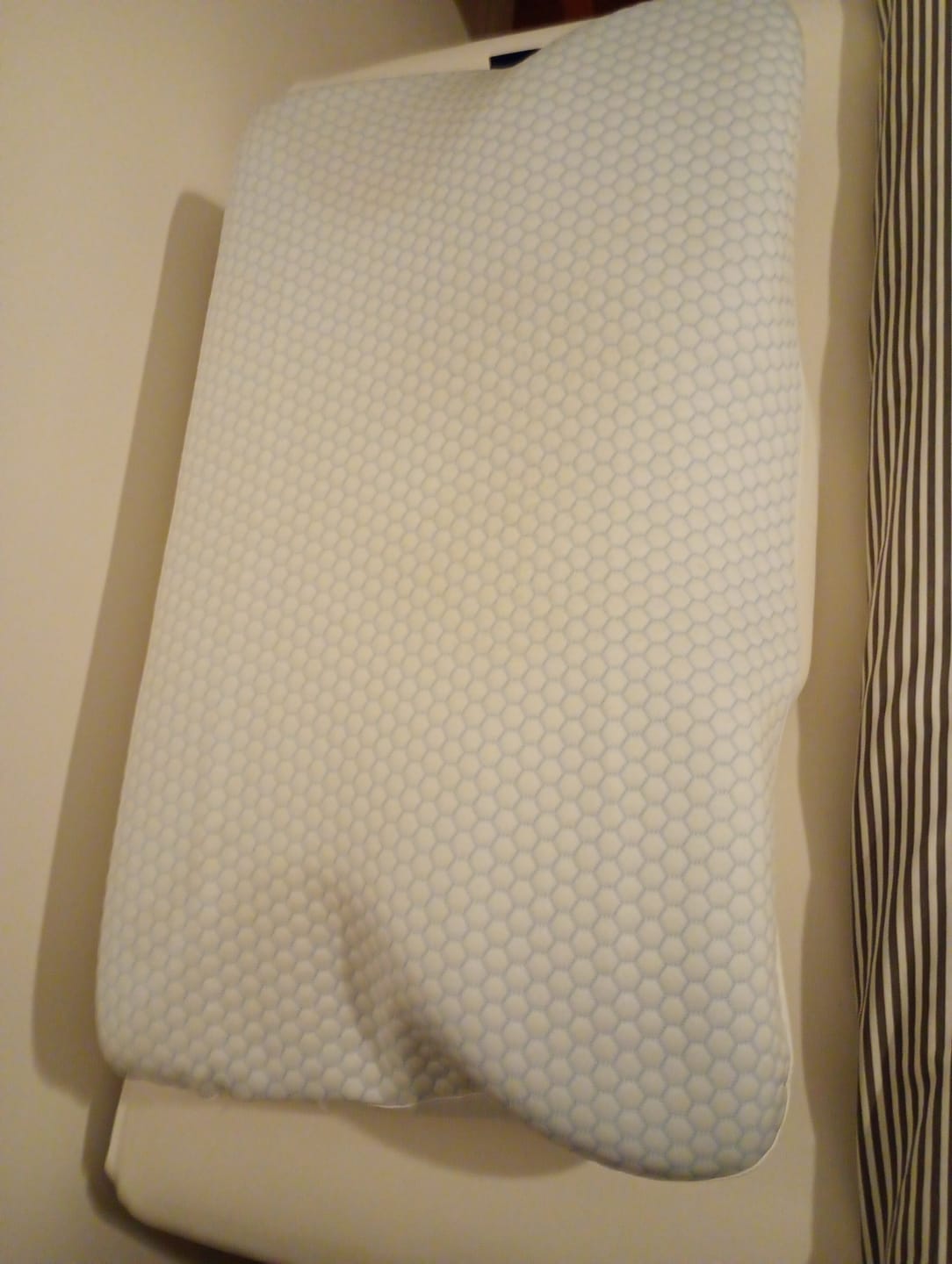 Customer photo review of Oreiller Papillon Cervical Cellsius - Le secret du dormeur latéral et dorsal