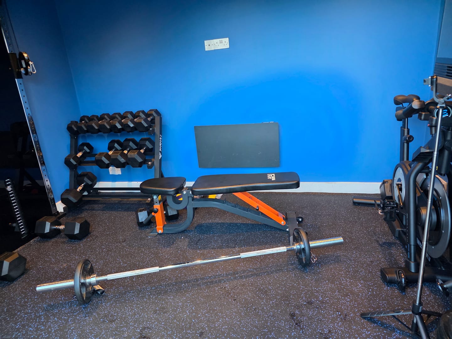 Customer photo review of Rubber Gym Flooring Roll 1m Wide 4mm-10mm Non-Slip UK