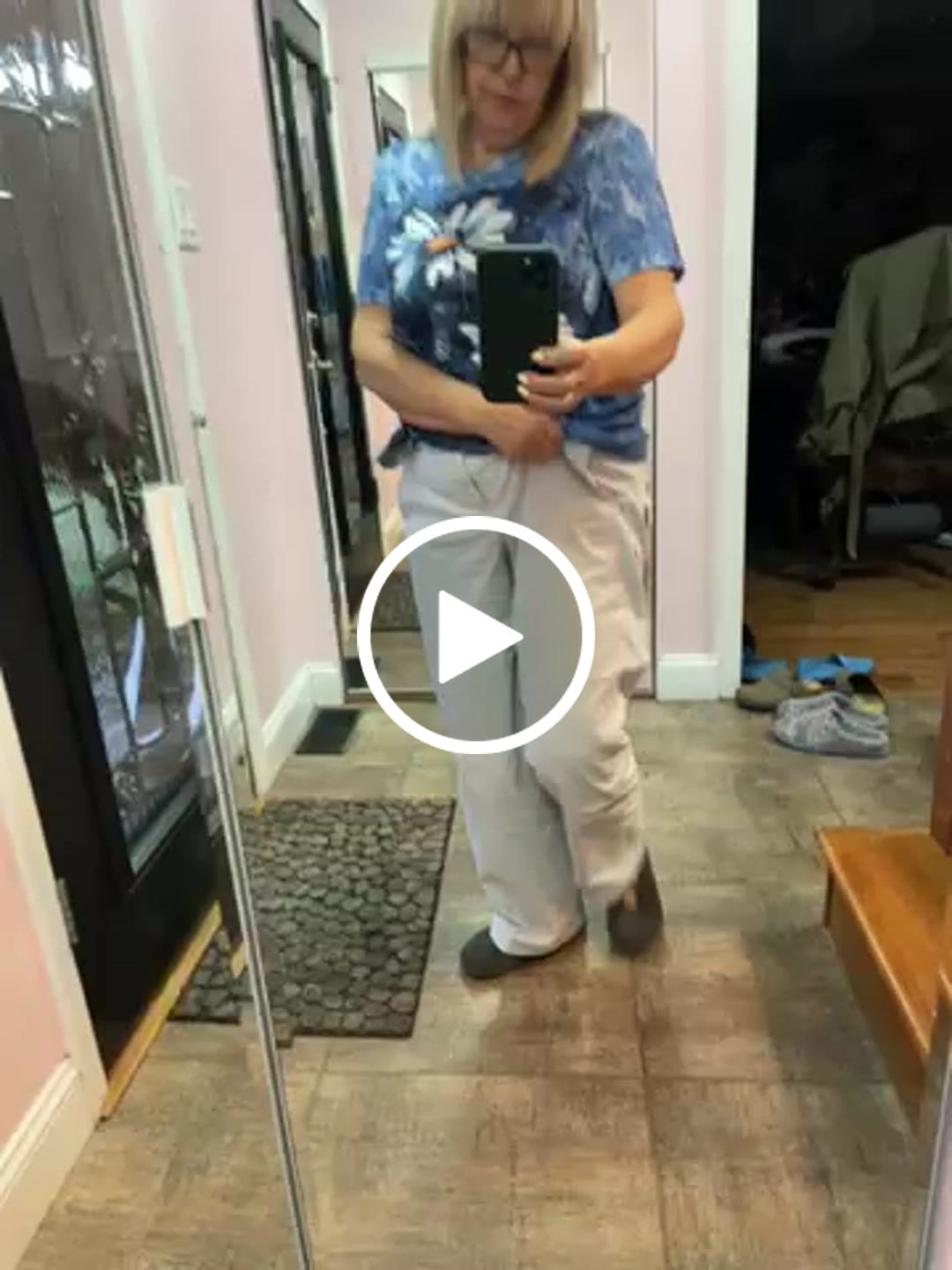Customer video review of Larin Dark Grey