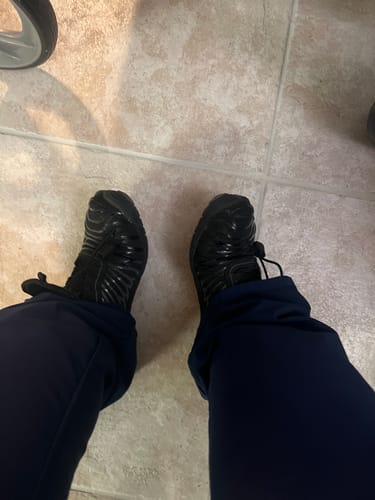 Customer photo review of Finally Walk Pain-Free Again With Our Grounding Barefoot Shoes