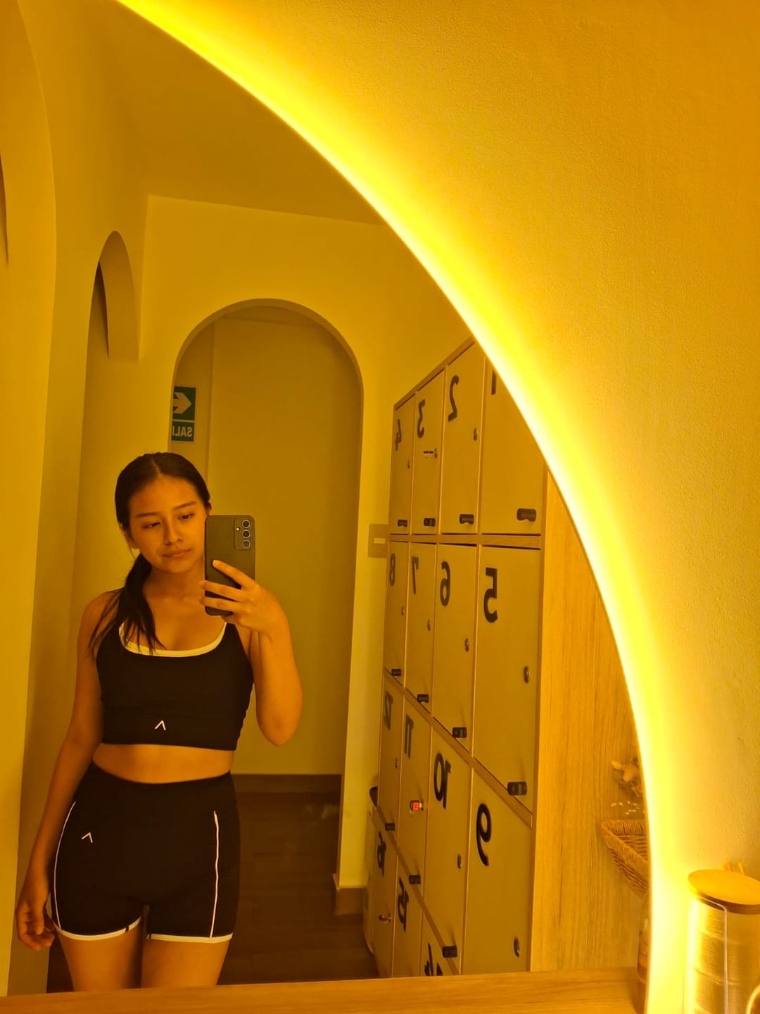 Customer photo review of Revive Set Black