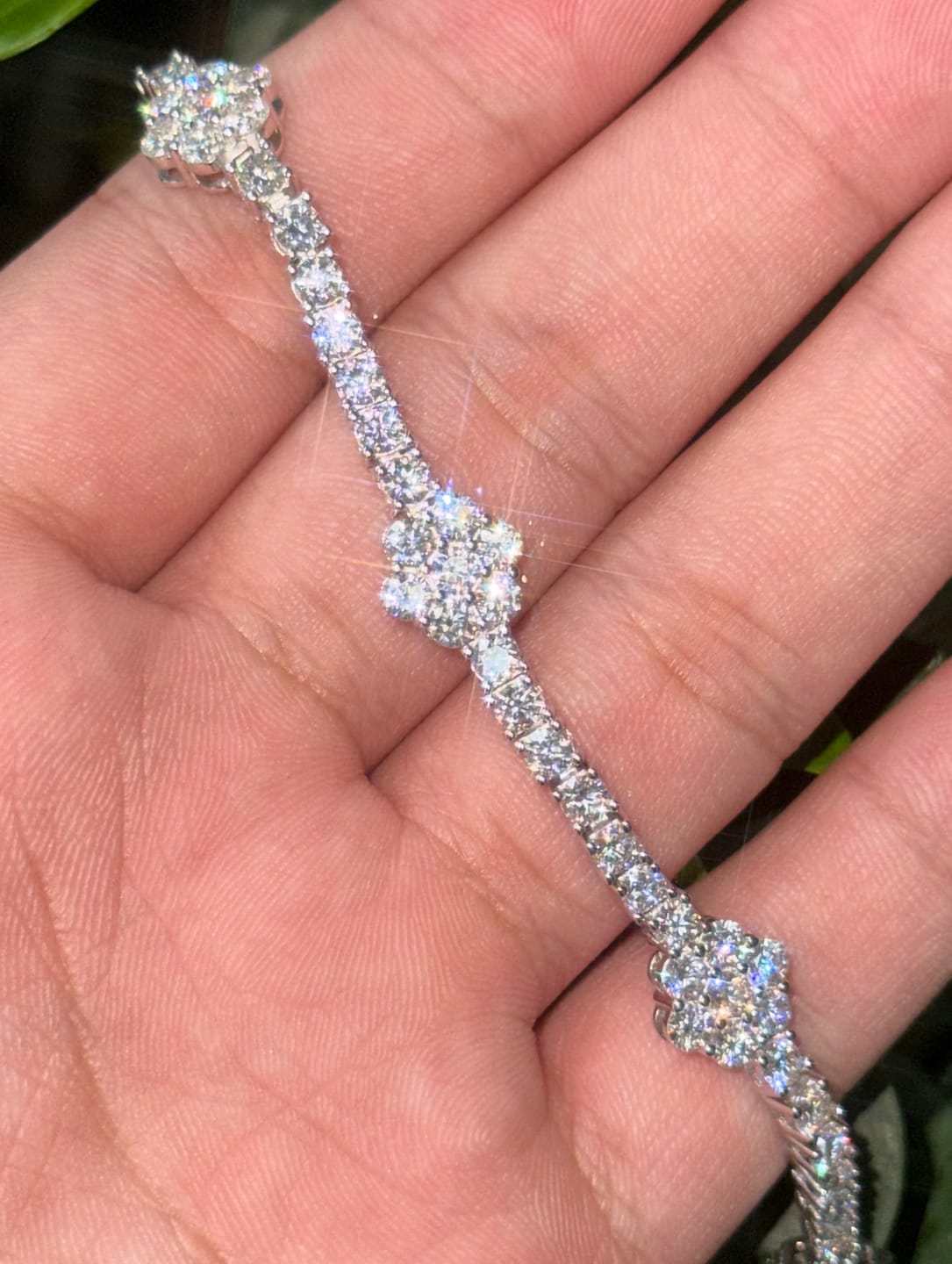 Customer photo review of GL 3mm Flower 925 Silver Moissanite Tennis Chain