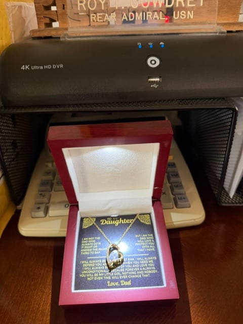 Customer photo review of To My Daughter - Love Dad - Beautiful Gift Set - SS559