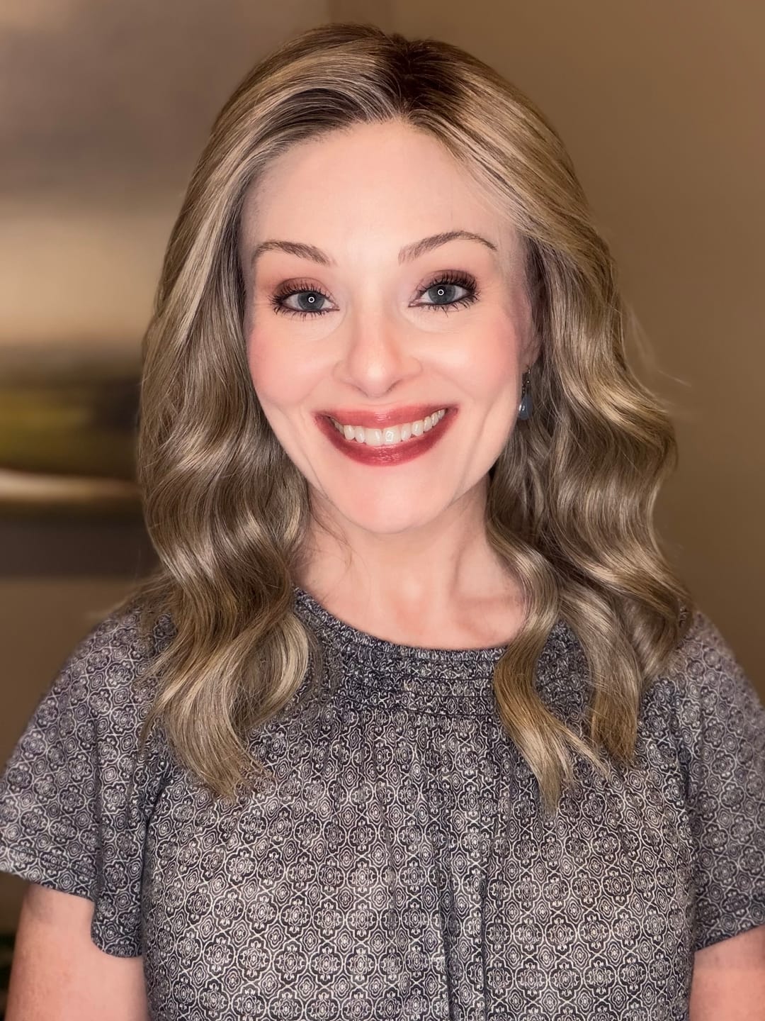 Customer photo review of RULE BREAKER - Soft Beige Blonde