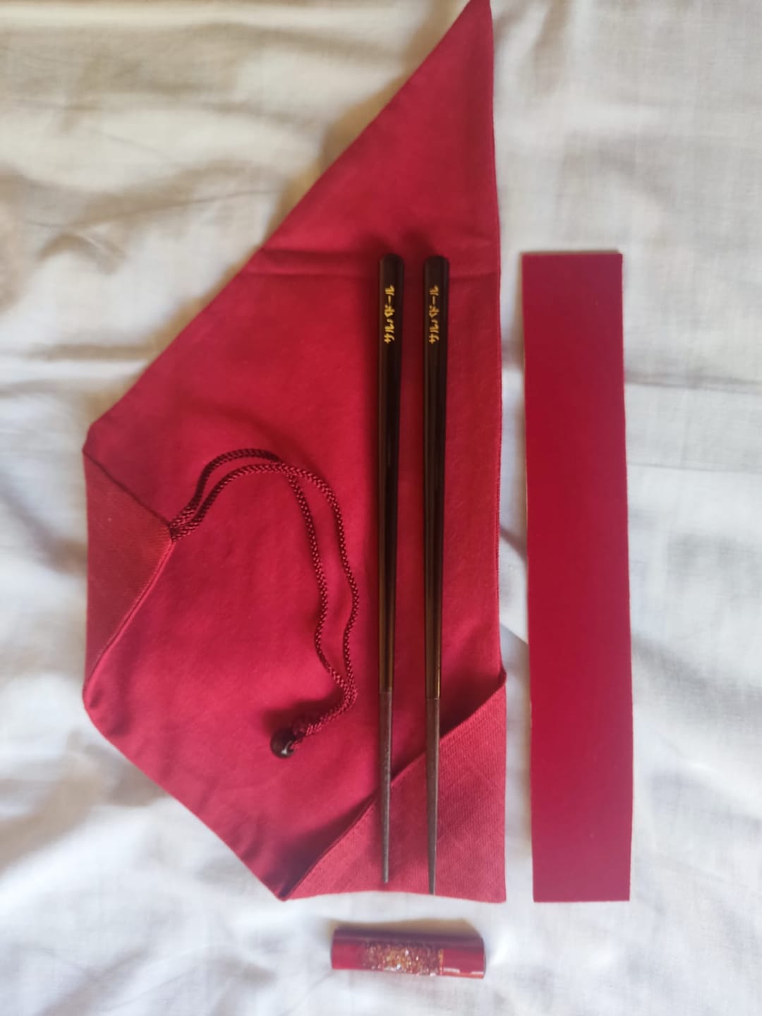 Customer photo review of Funda Roja para Palillos Japoneses