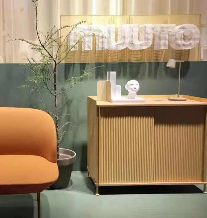 Customer photo review of Modern Table Lamp, Aluminium, Slanted Shade, Switchable Colour LED