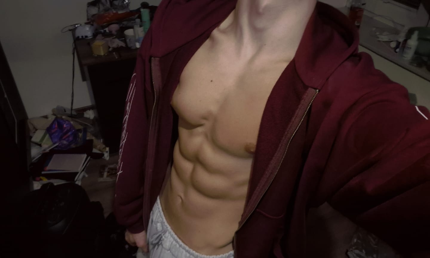Customer photo review of Essential Hoodie Merlot