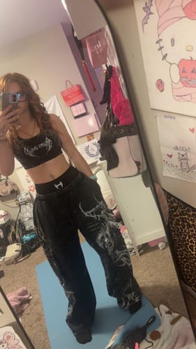 Customer photo review of Women's Void Tech™ Death Crawler Sports Bra [VOID BLACK]