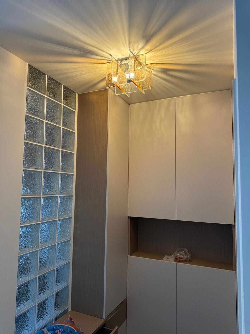 Customer photo review of Gold Frame Ceiling Light, Clear and Amber Glass Panes, 30 cm