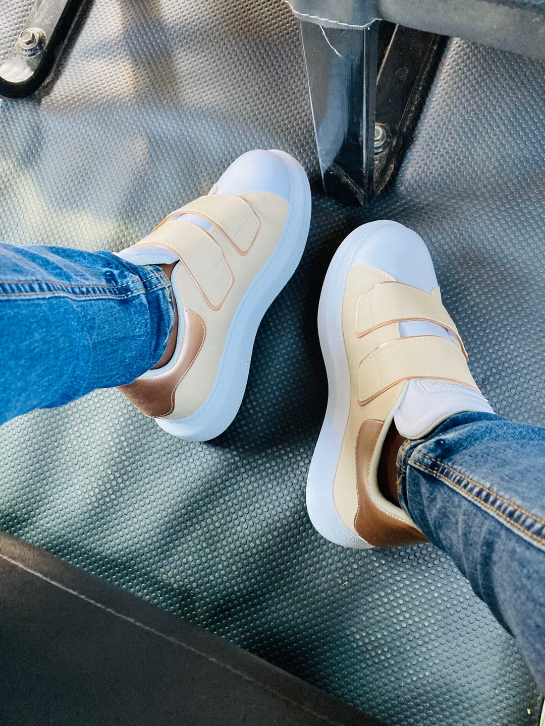 Customer photo review of ORBIT Beige Bronze
