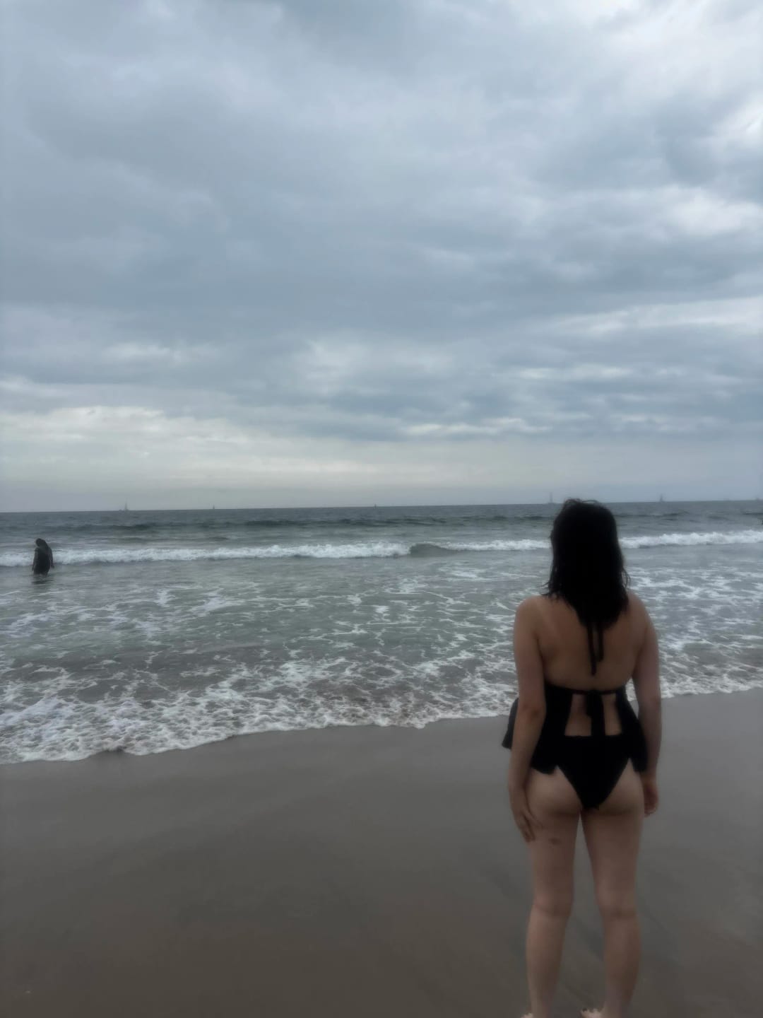 Customer photo review of Emoswim - Womens Fashion Tankini Swimsuit Stylish Two-Piece Swimwear Comfortable Beachwear