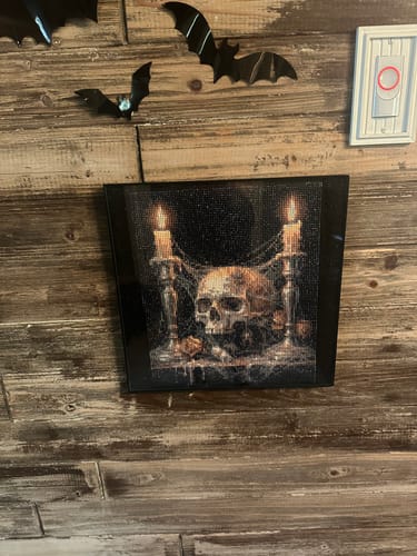 Customer photo review of The Cobwebbed Skull (Diamond Painting)