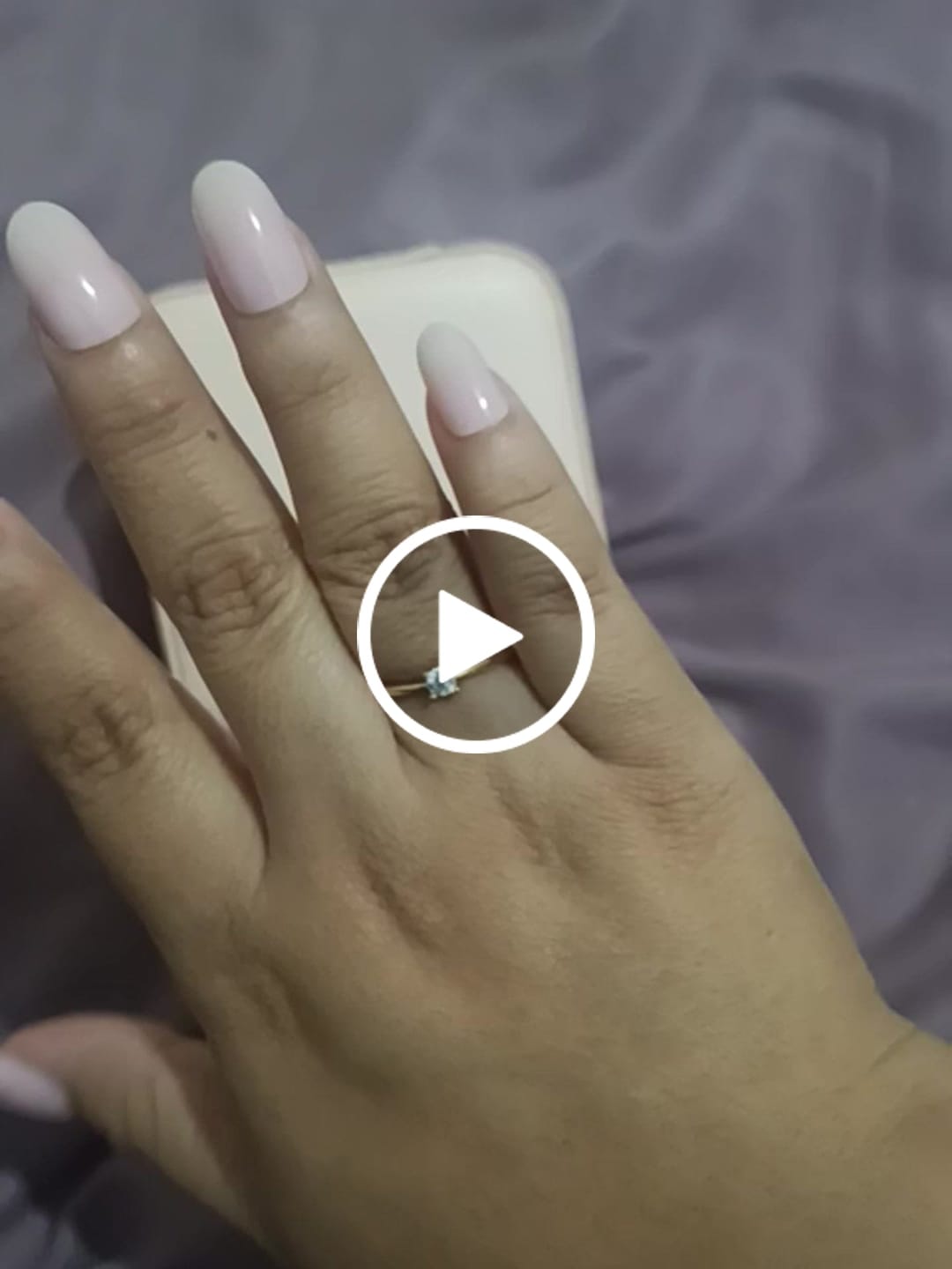 Customer video review of Anillo Circonita Solitaria