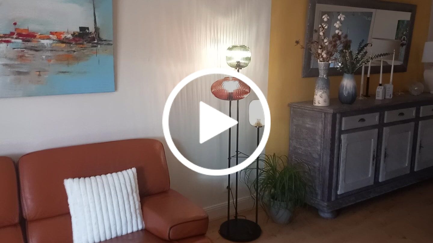 Customer video review of Lampadaire en verre vintage CRISTALI | 3 luminaires à personnaliser