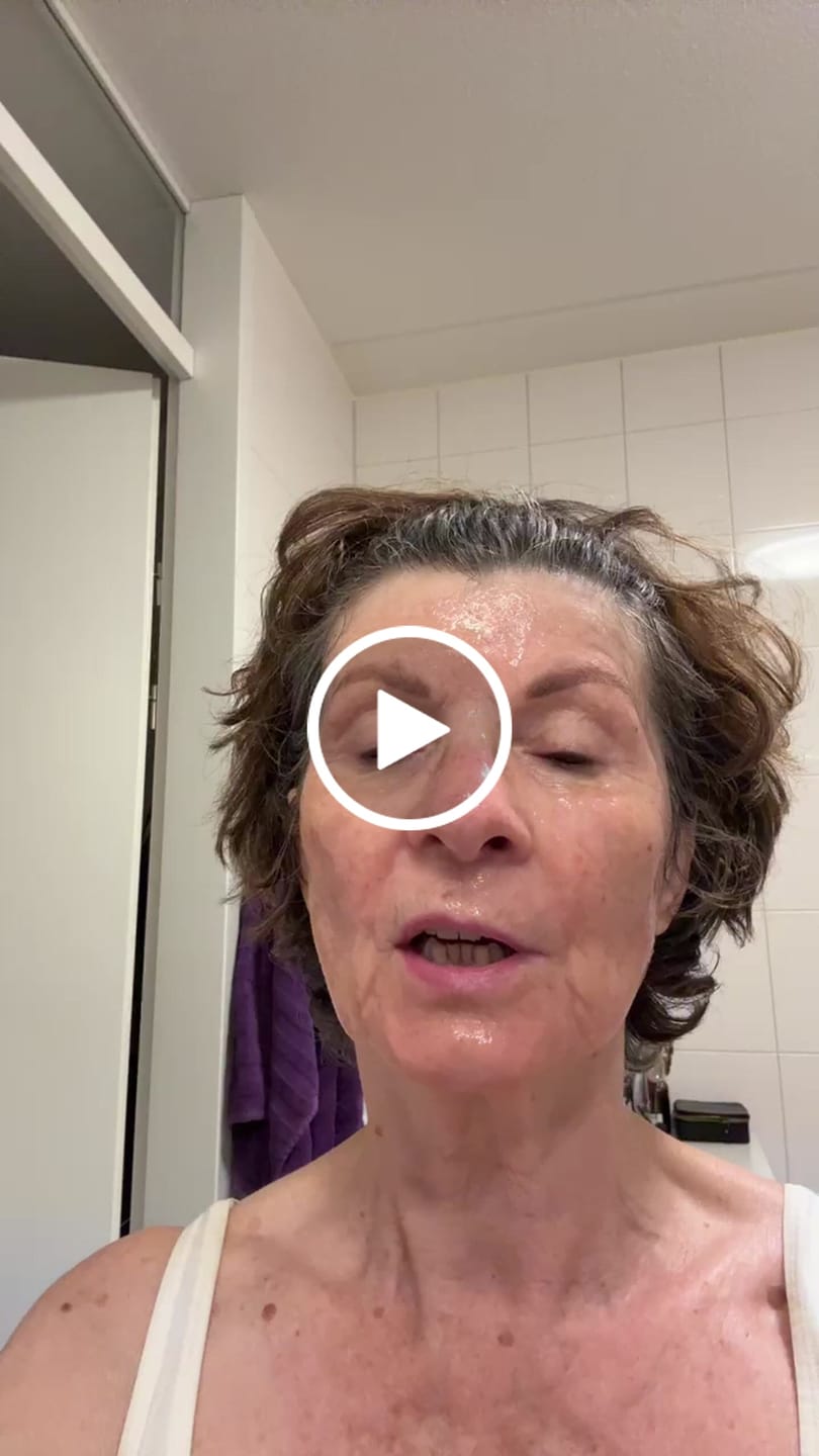 Customer video review of Bio-Collageen Masker + Kwast