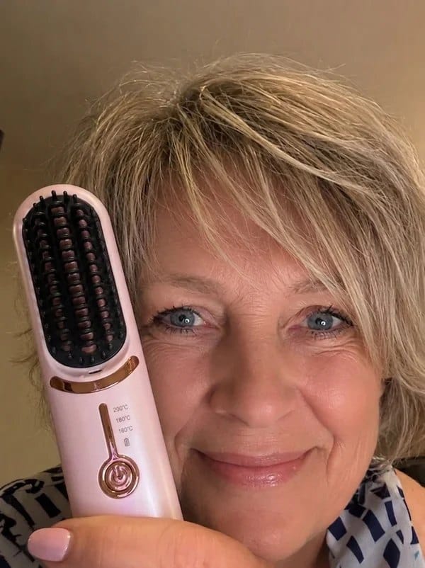 Customer photo review of Lenora Sladdlös Värmeborste