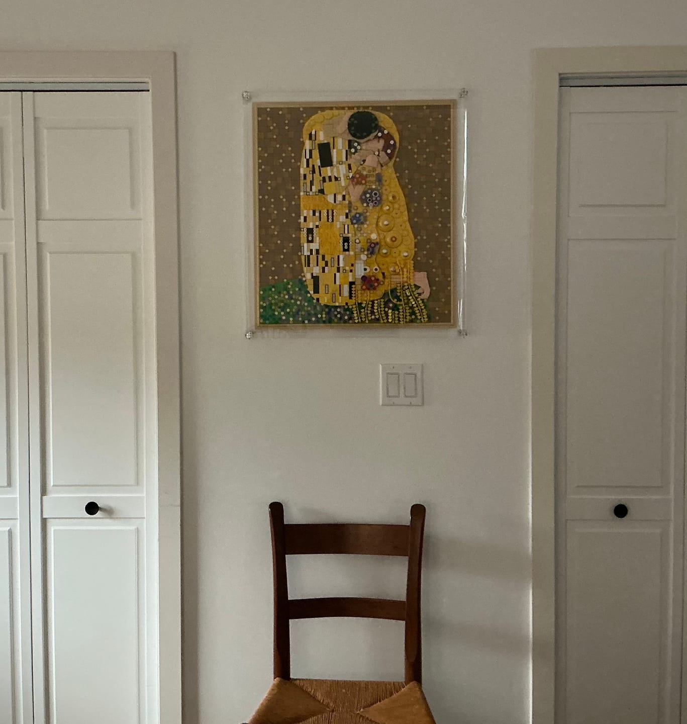 Customer photo review of Wall Mounted Display Case for LEGO® 31221 Gustav Klimt – The Kiss