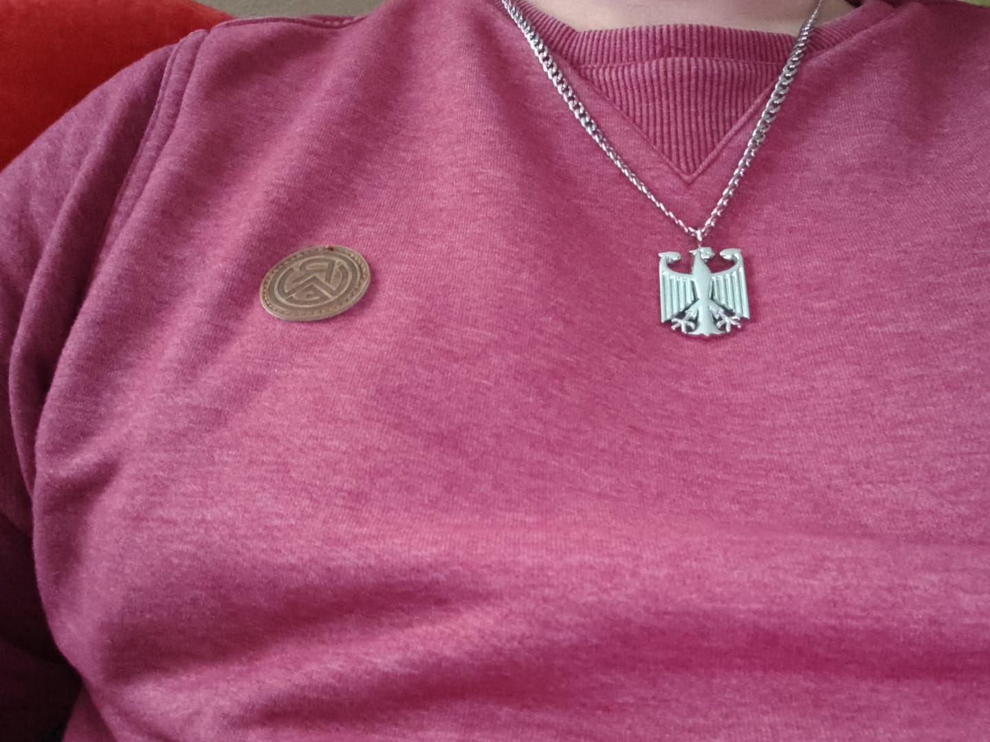 Customer photo review of Deutschland Kette mit Adleranhänger