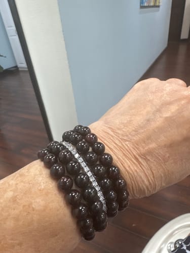 Customer photo review of Selavra Garnet Bracelet
