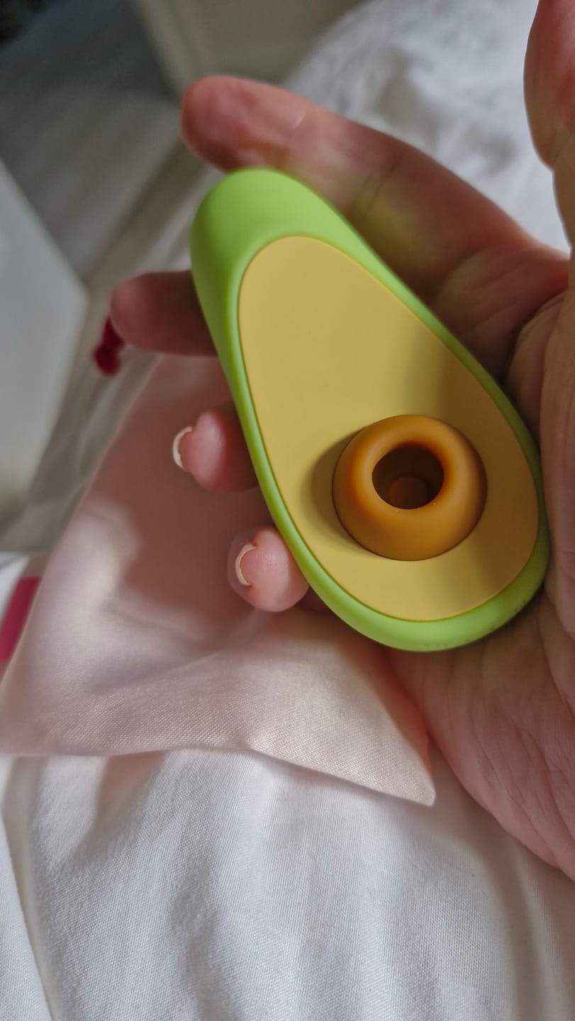 Customer photo review of Avo Clitoral Massager