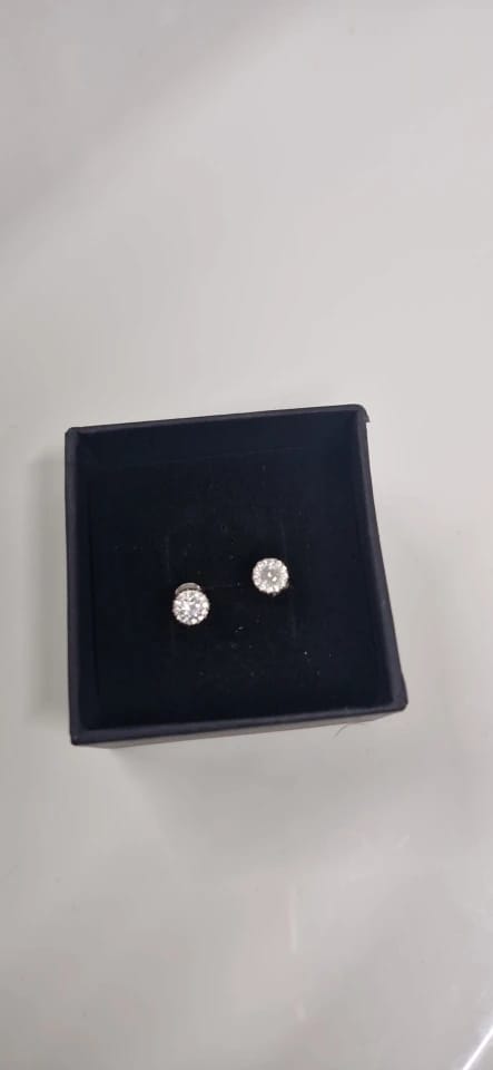 Customer photo review of Sun-Kissed Blossom Earrings