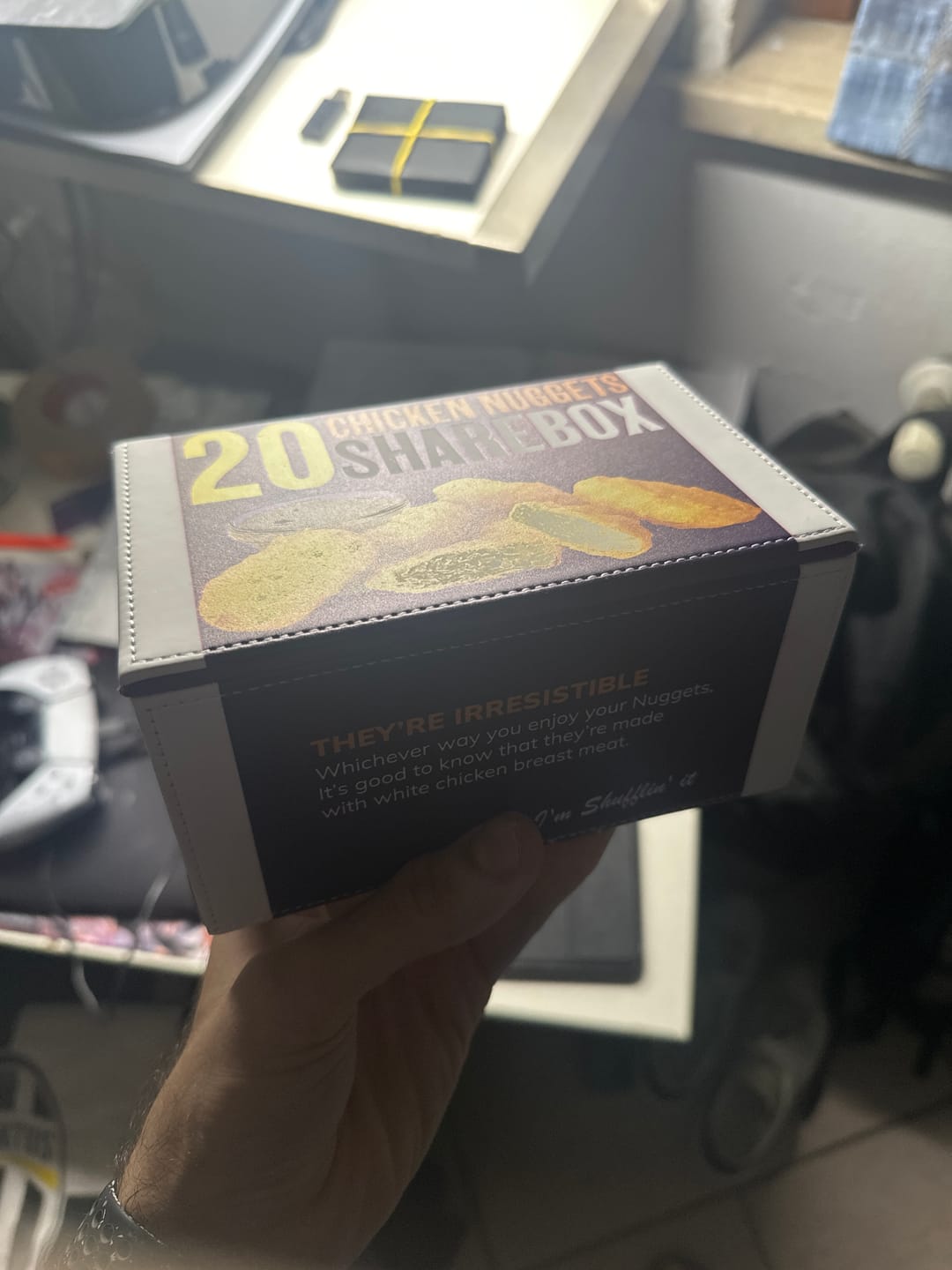 Customer photo review of 20 Chicken Nuggets Deckbox